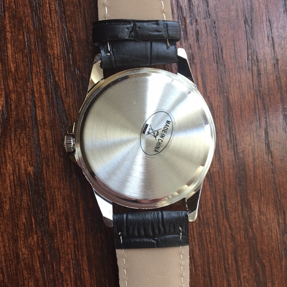 1986 Silver Eagle Wristwatch-Brand New - Picture 3 of 6